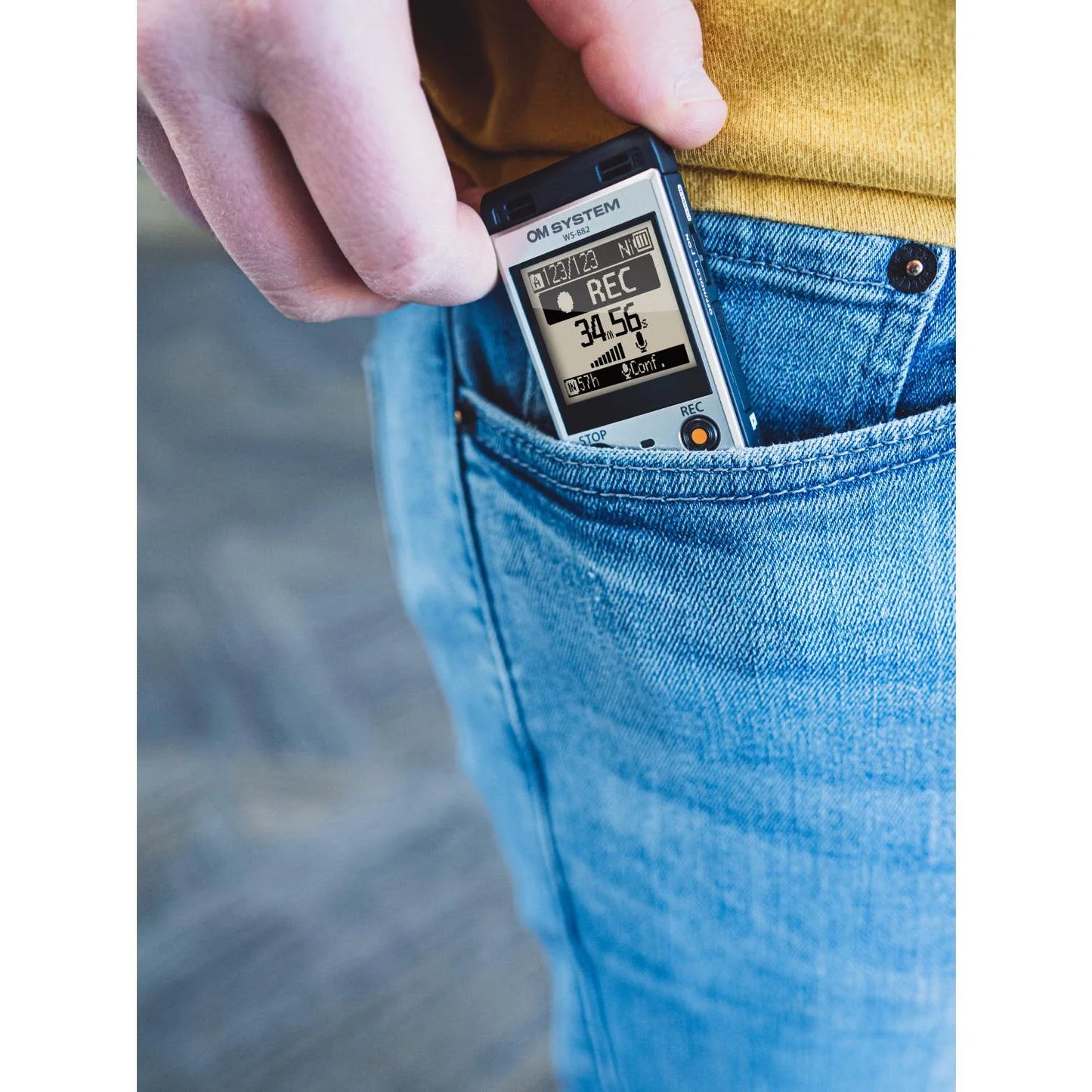 OM System WS-882 Voice Recorder (4GB)