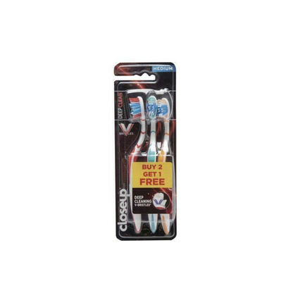 Closeup Manual Toothbrush Deep Cleaning V-Bristle Medium- 1 Pack of 3