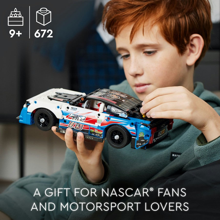 LEGO Technic NASCAR Next Gen Chevrolet Camaro ZL1 42153c