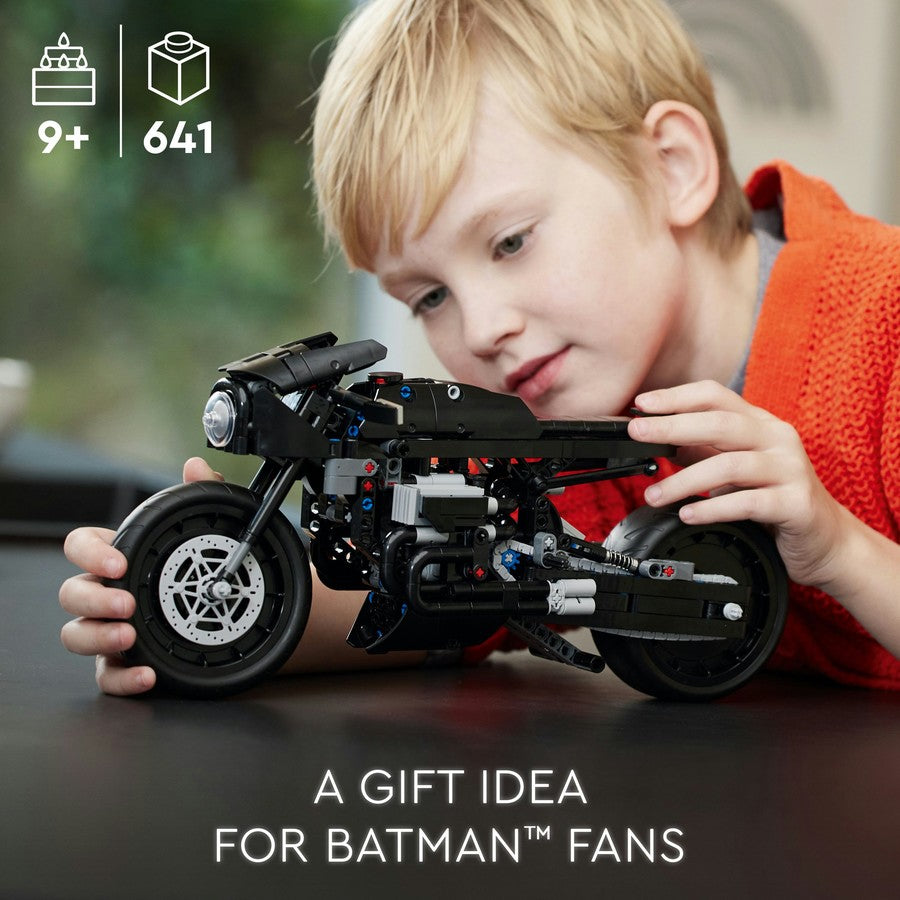 LEGO Technic THE BATMAN – BATCYCLE 42155